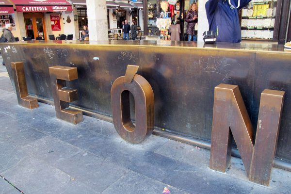 Leon
